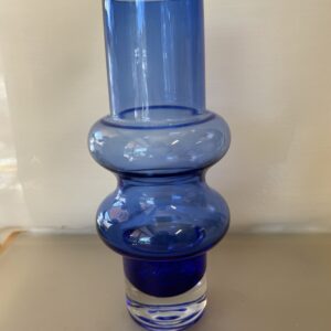 Solmuke maljakko, Tamara Aladin