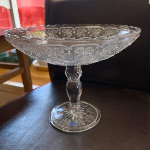 Apila jalallinen tarjoilumalja