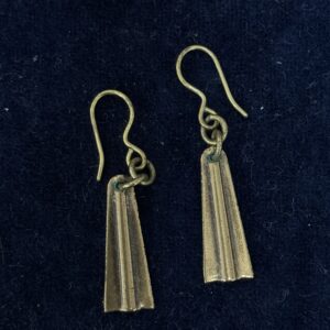 Kuutar-hela korvakorut, pronssi