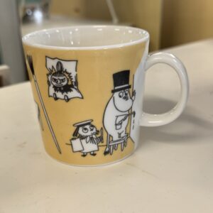 Muumimuki, Toimisto, tarraton, rikko